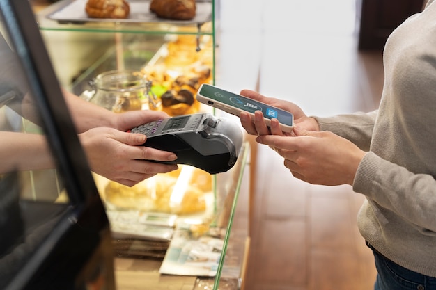 4 Advantages of Implementing a POS System in Your Business