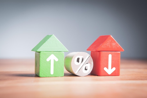 Comparing HELOC and Home Equity Loan: Advantages and Disadvantages