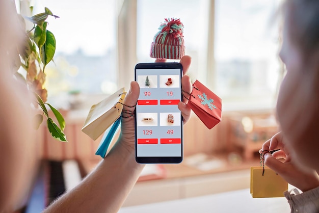 Top 5 Applications for Your Holiday Shopping Needs