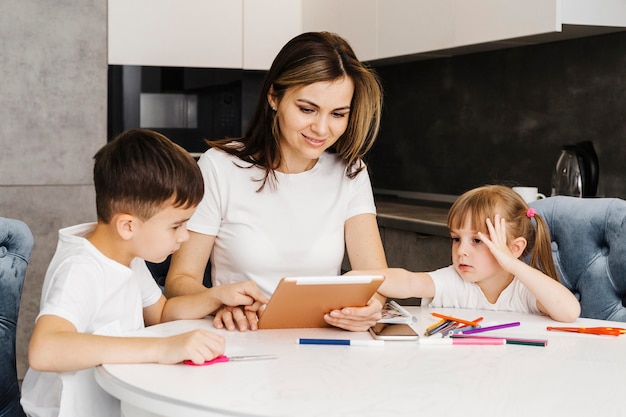 What is the Suitable Amount to Remunerate Your Child for Doing Household Tasks?